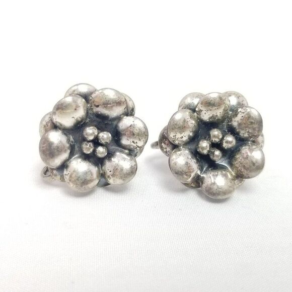 Vintage Jay Kel Sterling Silver Flower Clip On Screw Back Earrings, Signed - Picture 1 of 9